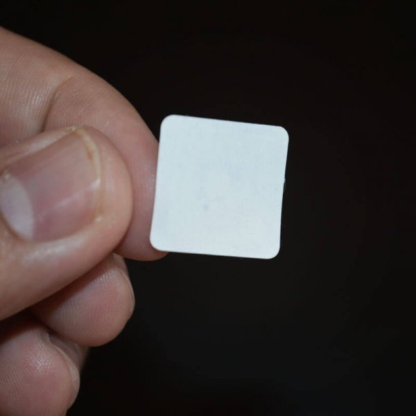 Topaz 512 – NFC Mini Paper Label (454 bytes)